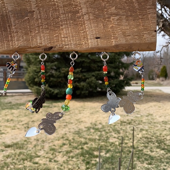 Handmade Wind Chime “Fluttering Hearts” - Picture 4 of 4